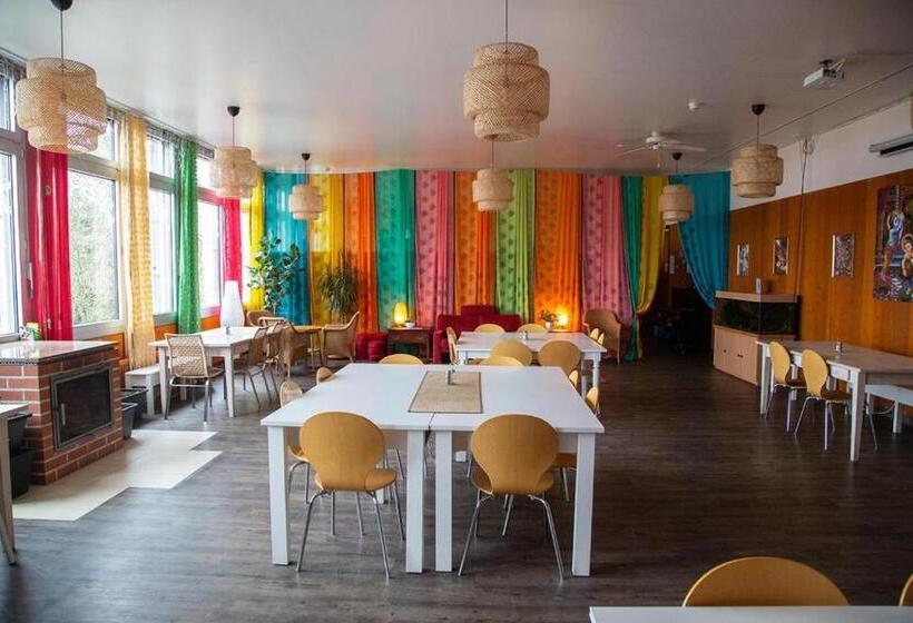 בית מלון כפרי Hindu Monastery Shree Peetha Nilaya Ashram