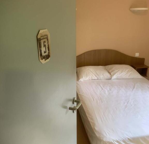 בית מלון כפרי La Taverne Du Boucher