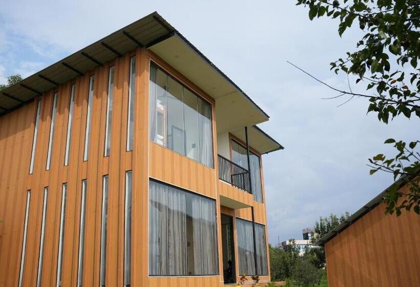 Hotel The Solace Bir