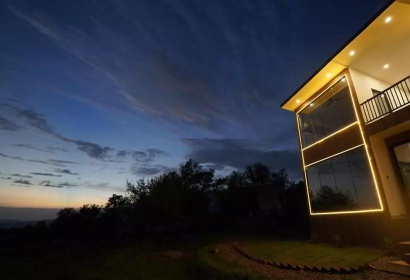 Hotelli The Solace Bir