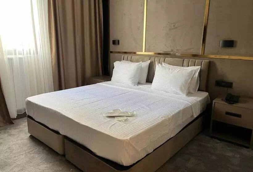 Istanblu Hotel Atasehir