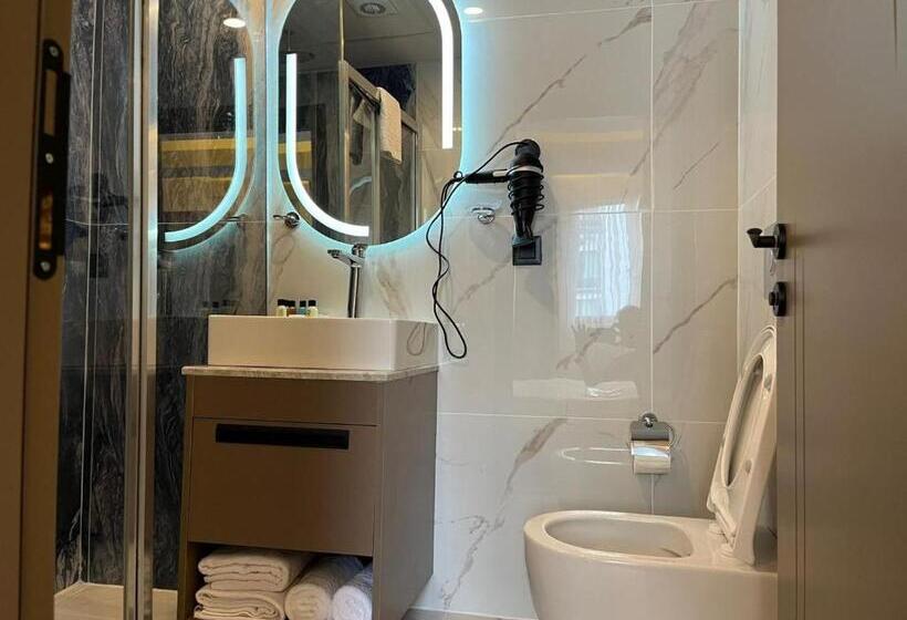 Istanblu Hotel Atasehir