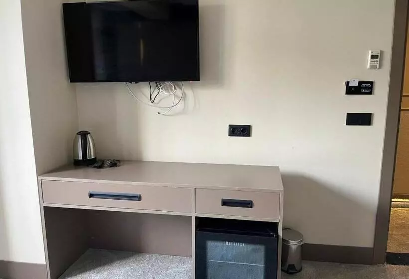 Istanblu Hotel Atasehir