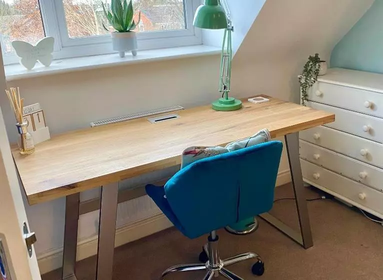 Majatalo Number 2, Spacious Rooms, Near Ironbridge!