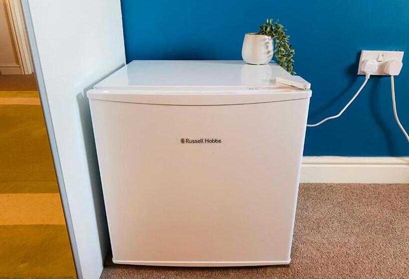 膳宿费 Number 2, Spacious Rooms, Near Ironbridge!