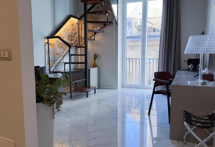 پانسیون Palazzo Maqueda