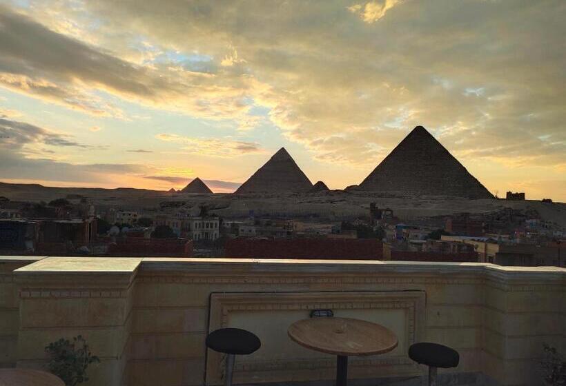 پانسیون Mamado Pyramids View