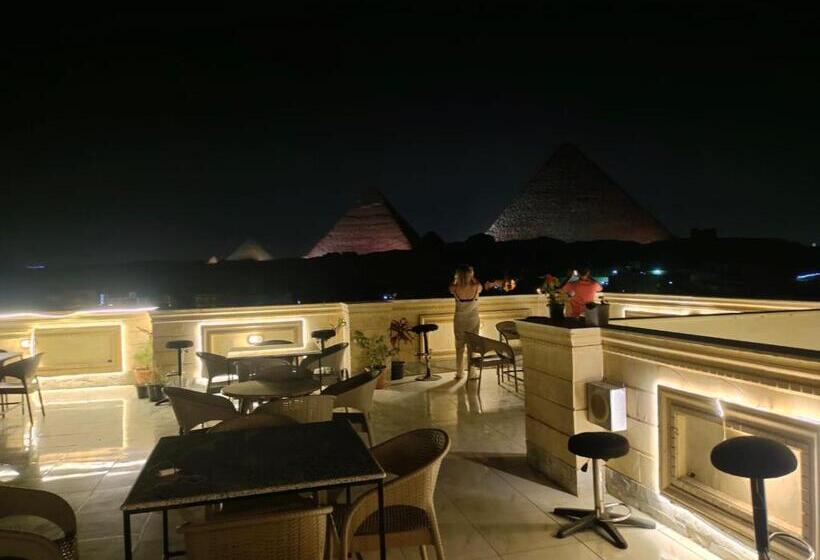 پانسیون Mamado Pyramids View