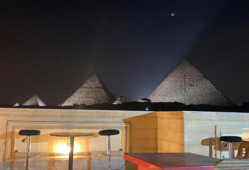 پانسیون Mamado Pyramids View