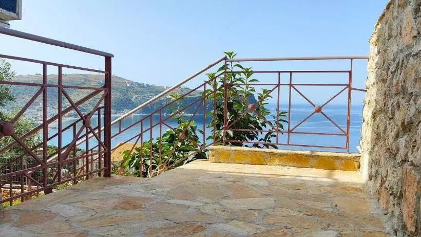 ペンション Villa Tato: Horizon Haven With Panoramic Sea Views In Himare
