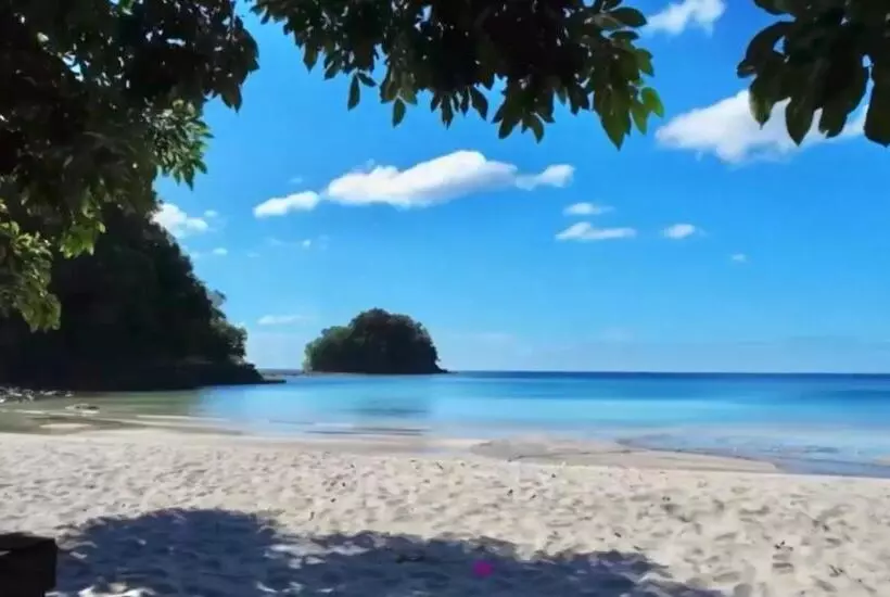 リゾートホテル Playa La Caleta Bataan