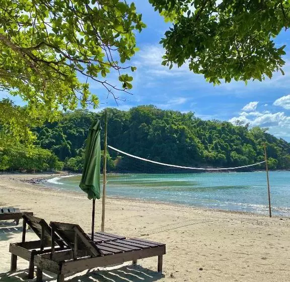 リゾートホテル Playa La Caleta Bataan