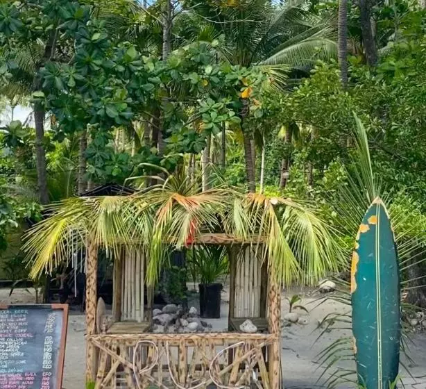 リゾートホテル Playa La Caleta Bataan