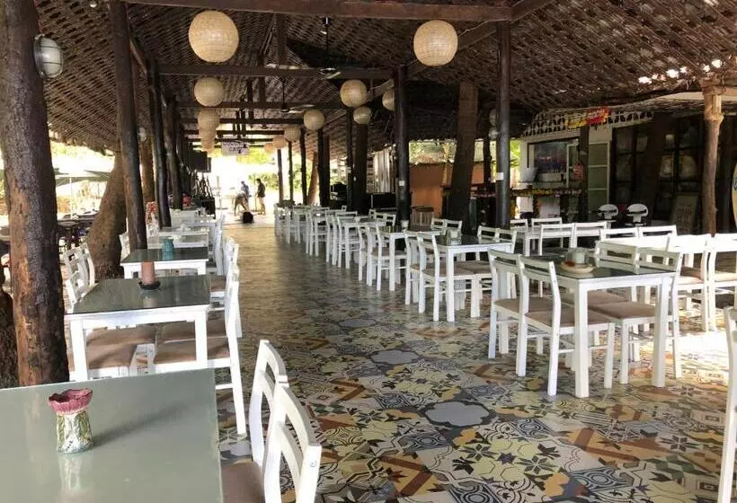 リゾートホテル Playa La Caleta Bataan