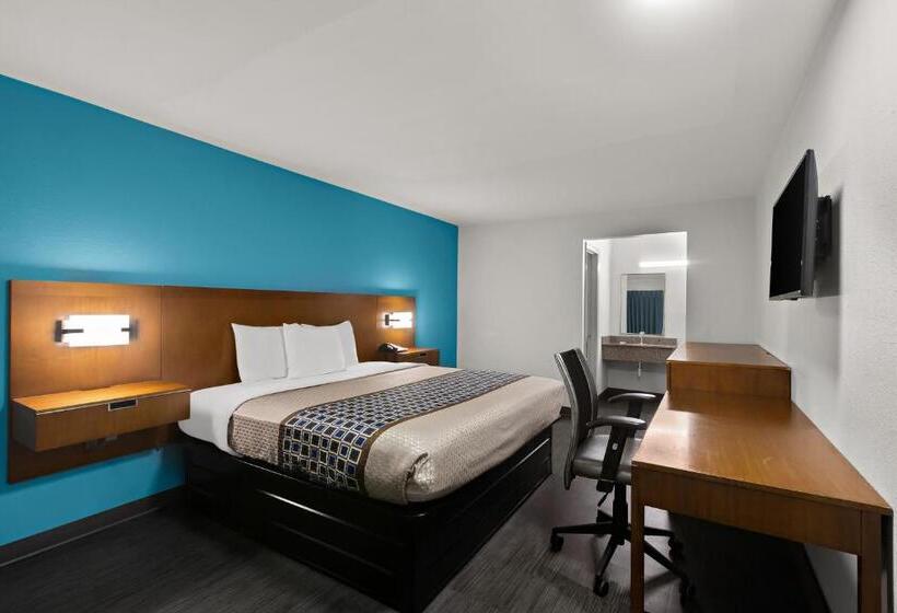 הוסטל Rodeway Inn