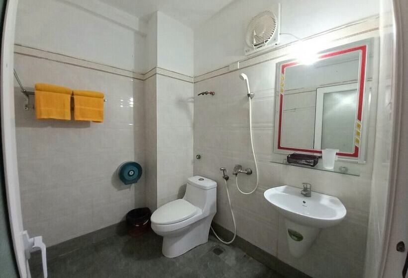 Отель Anh Duong Cua Lo