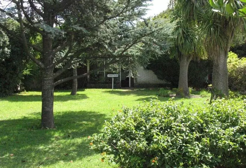 ホテル Bqs House