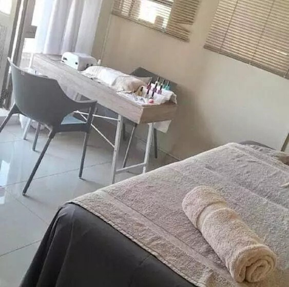 ホテル Dineos Lodge And Spa