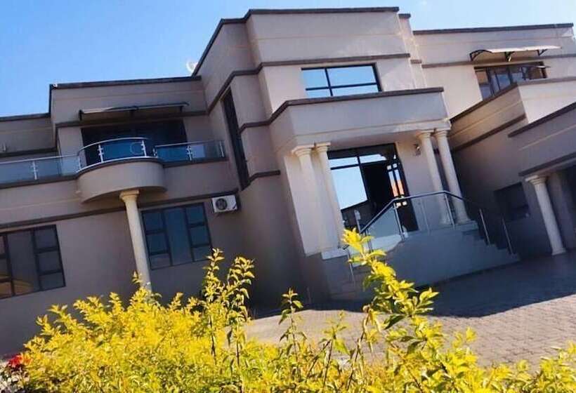 בית מלון כפרי Dineos Lodge And Spa