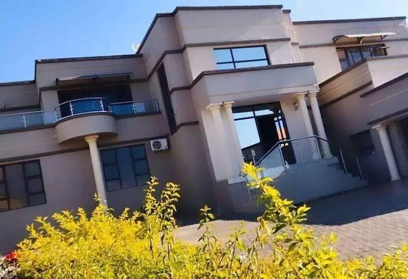 ホテル Dineos Lodge And Spa