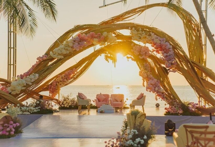 هتل Marina Seaside Boutique