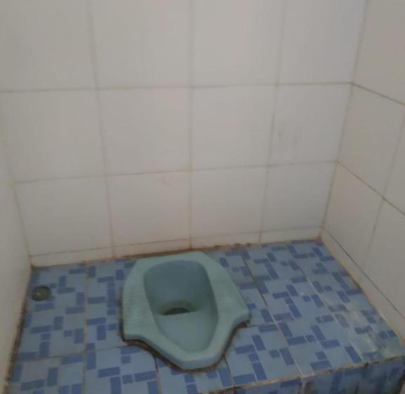 בית מלון כפרי Oyo Life 1875 Merah Putih Syariah