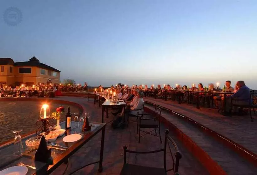 ホテル Raisar Camp