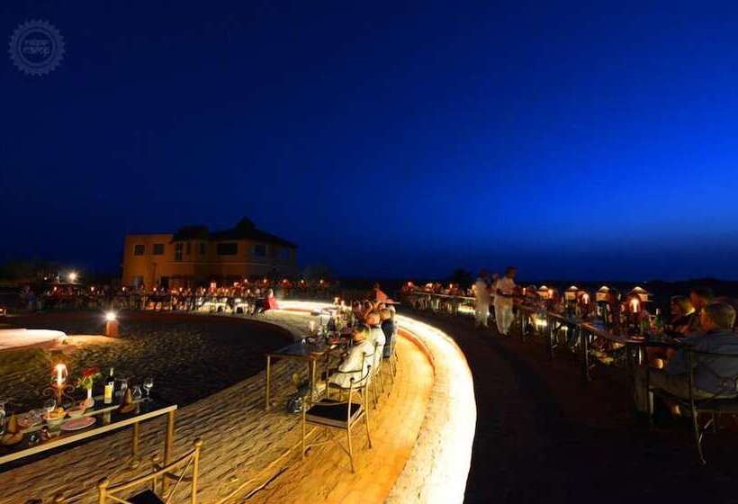 ホテル Raisar Camp