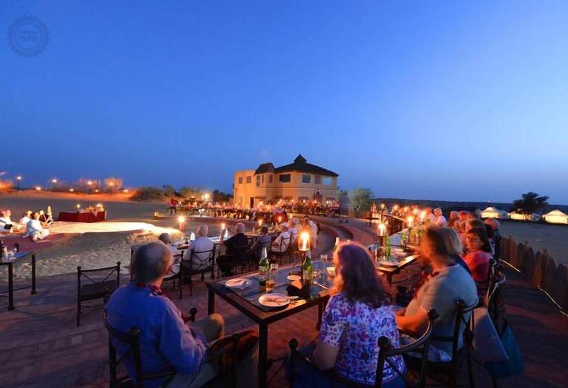 ホテル Raisar Camp