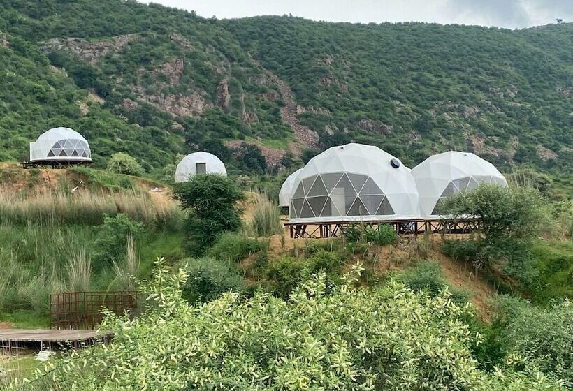 בית מלון כפרי Teela The Glamping Resort