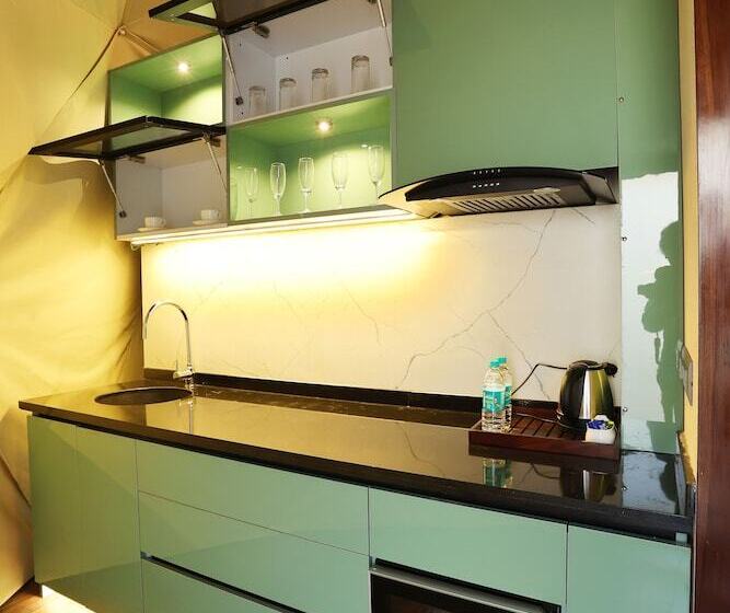 בית מלון כפרי Teela The Glamping Resort