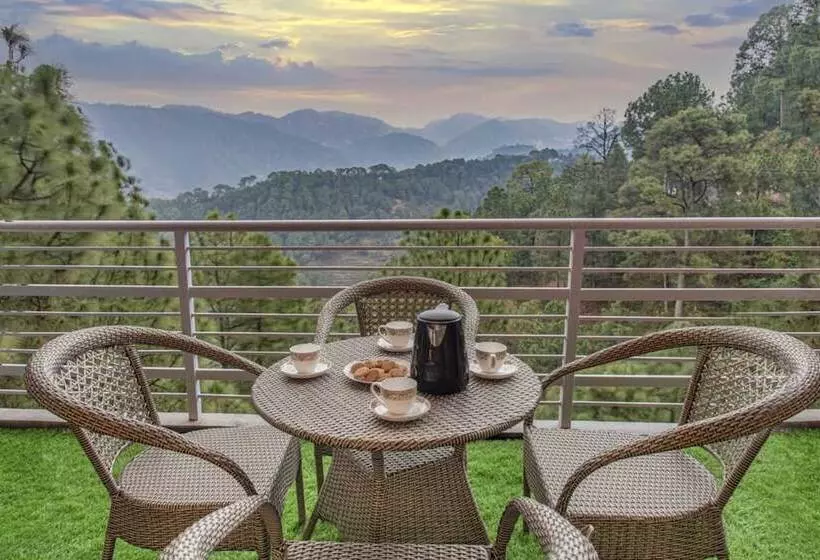 ホテル The Root Villa Kasauli