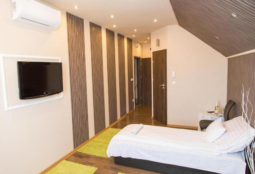 Пансион Cantry ételbár