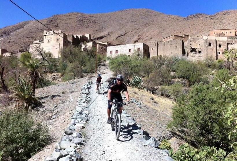 بنسيون Chez Kossai Atlas Farm