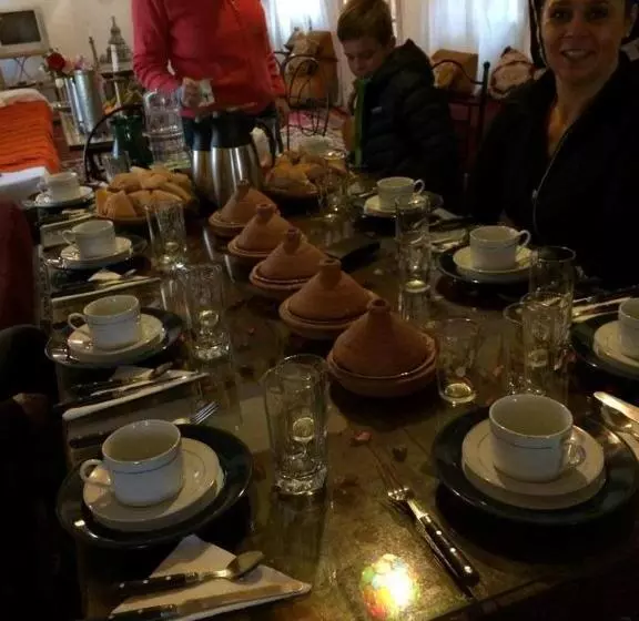 Majatalo Chez Kossai Atlas Farm