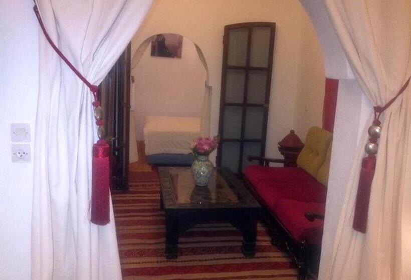 بنسيون Chez Kossai Atlas Farm