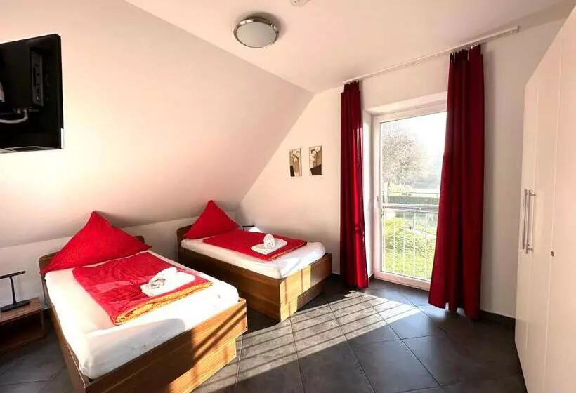 Majatalo Gocher Berghof Ferienwohnungen Langanke