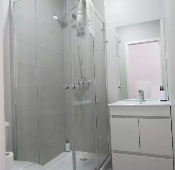 پانسیون Oporto Bonjardim Residence