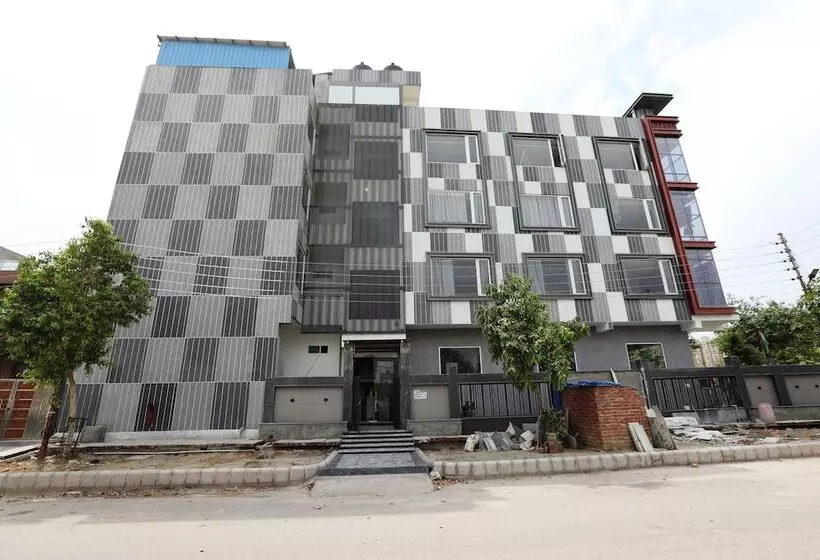 Hotelli Super Townhouse Oak Sector 116 Noida