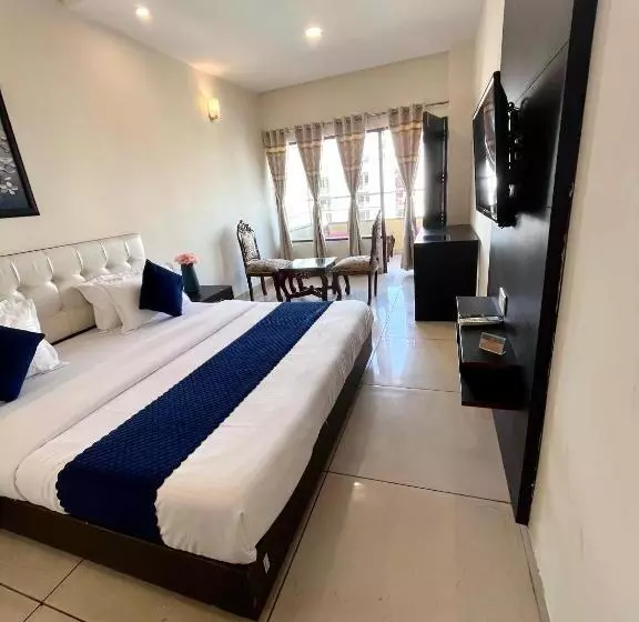 ホテル Jb Residency Zirakpur !! Top Rated & Most Awarded Property In Zirakpur