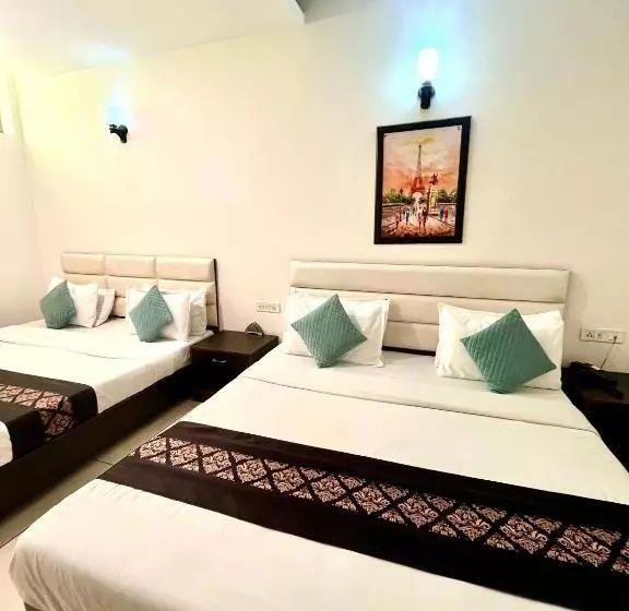 ホテル Jb Residency Zirakpur !! Top Rated & Most Awarded Property In Zirakpur