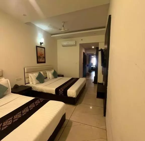 ホテル Jb Residency Zirakpur !! Top Rated & Most Awarded Property In Zirakpur
