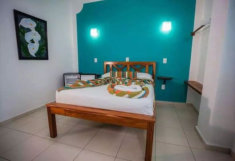 هتل Laurel Cancún Centro