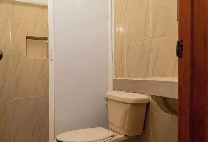 هتل Laurel Cancún Centro