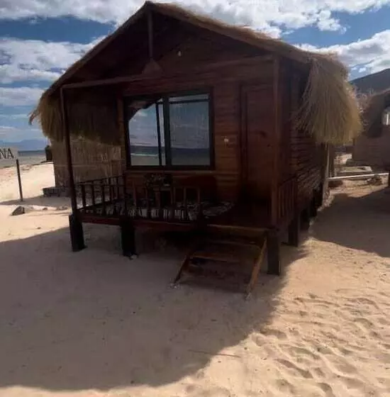 هتل Shanty Camp