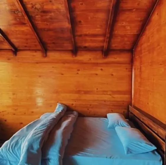 هتل Shanty Camp