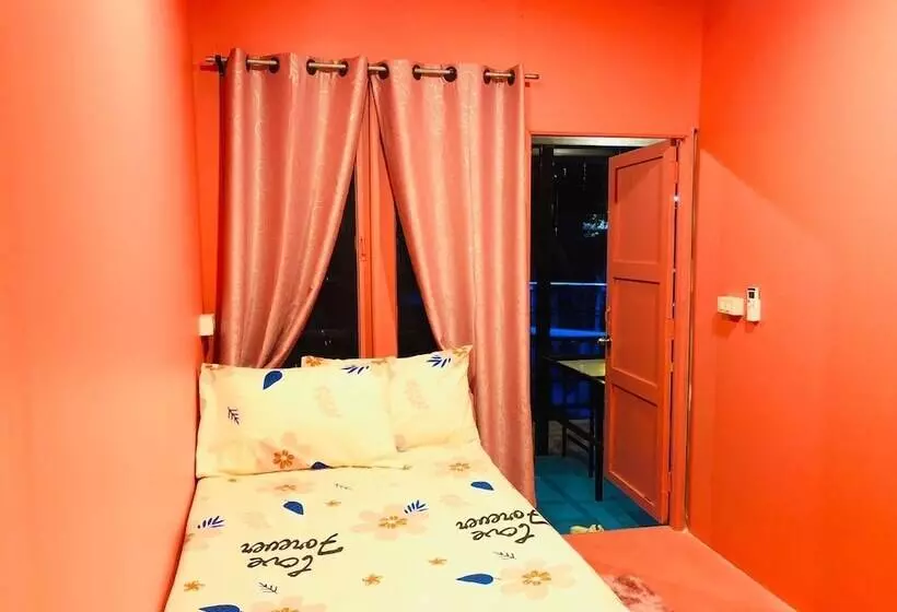 Hotelli Simple Garden House
