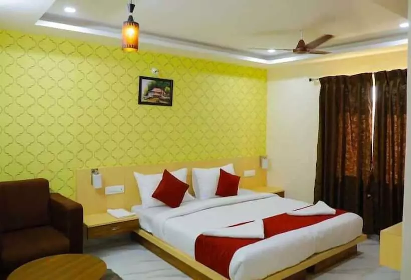 ホテル Spring Hill Tirupati