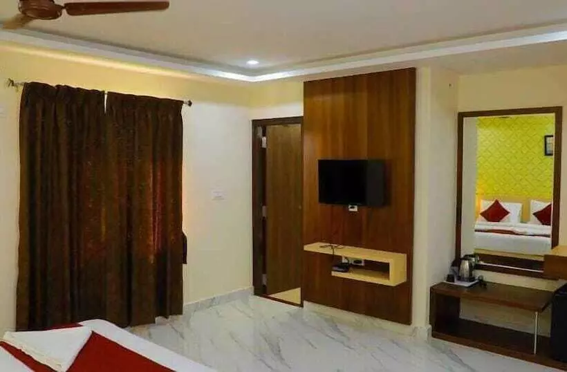 ホテル Spring Hill Tirupati