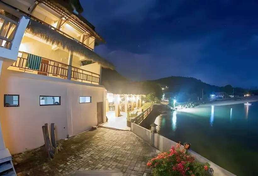 ホテル Surf Garden Lombok